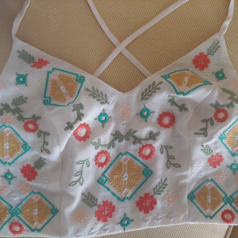 XS crop top